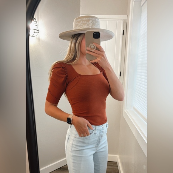 Free People Top Rust Orange Size xsmall - Free People puff sleeve top - Picture 1 of 8